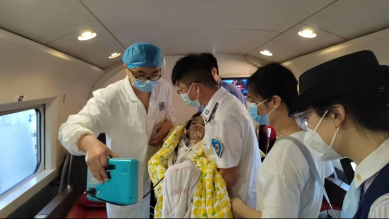 康定市专业高铁转运